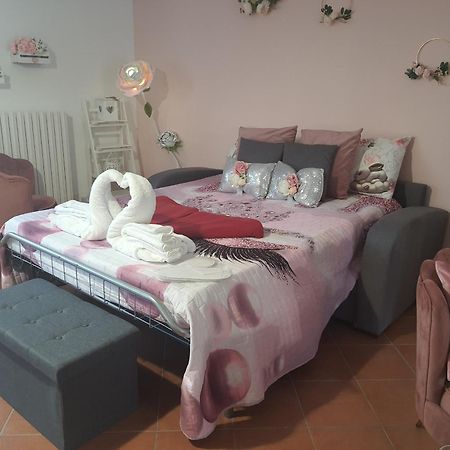 Shabby Chic Rooms Con Cucina E Giardino Privato Pomarico Exterior foto