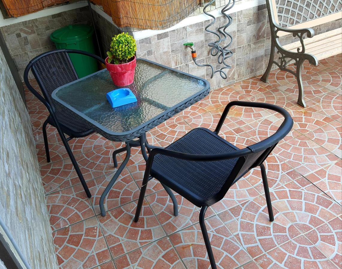 Shabby Chic Rooms Con Cucina E Giardino Privato Pomarico Exterior foto