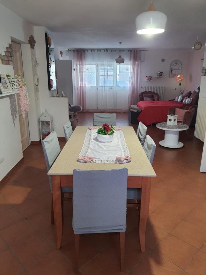 Shabby Chic Rooms Con Cucina E Giardino Privato Pomarico Exterior foto