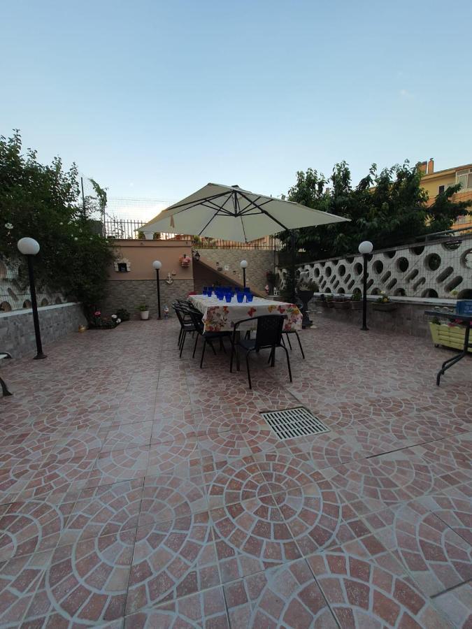 Shabby Chic Rooms Con Cucina E Giardino Privato Pomarico Exterior foto