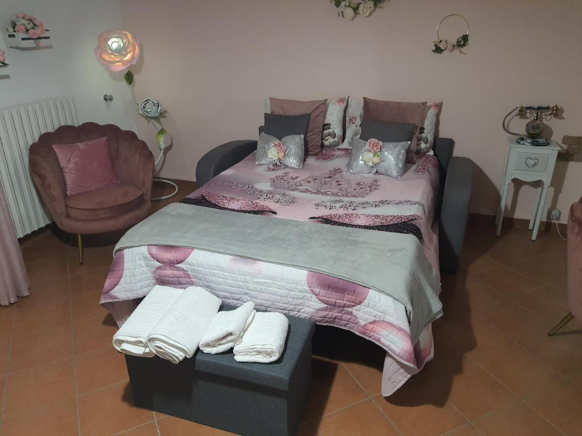 Shabby Chic Rooms Con Cucina E Giardino Privato Pomarico Exterior foto